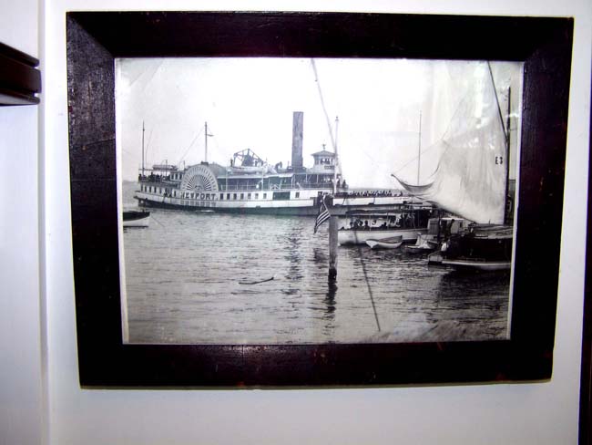 A late 19th century Photograph of the Paddle Wheeler "CITY OF NEWPORT" — image 2